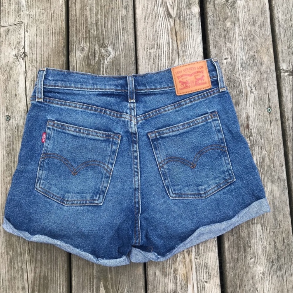 Levi’s jean shorts